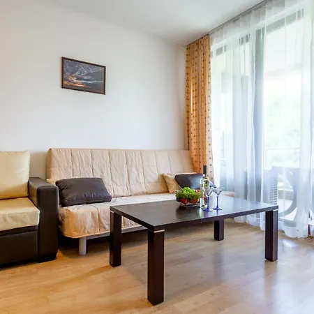Apartment Mirage Of A *